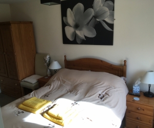 Nice-Double-with-large-en-suite-4