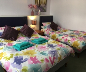 Double-Twin-Triple-family-room-with-en-suite